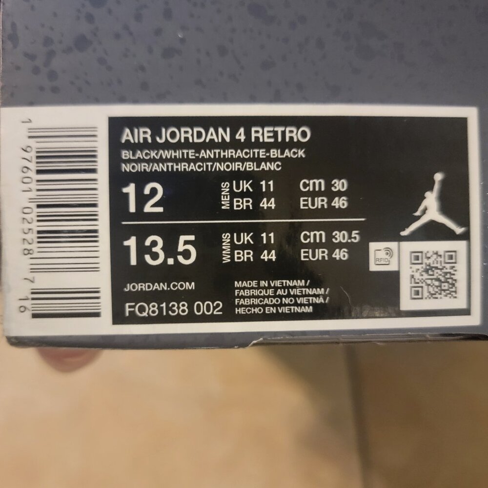 Air Jordan 4 Retro Men size 12